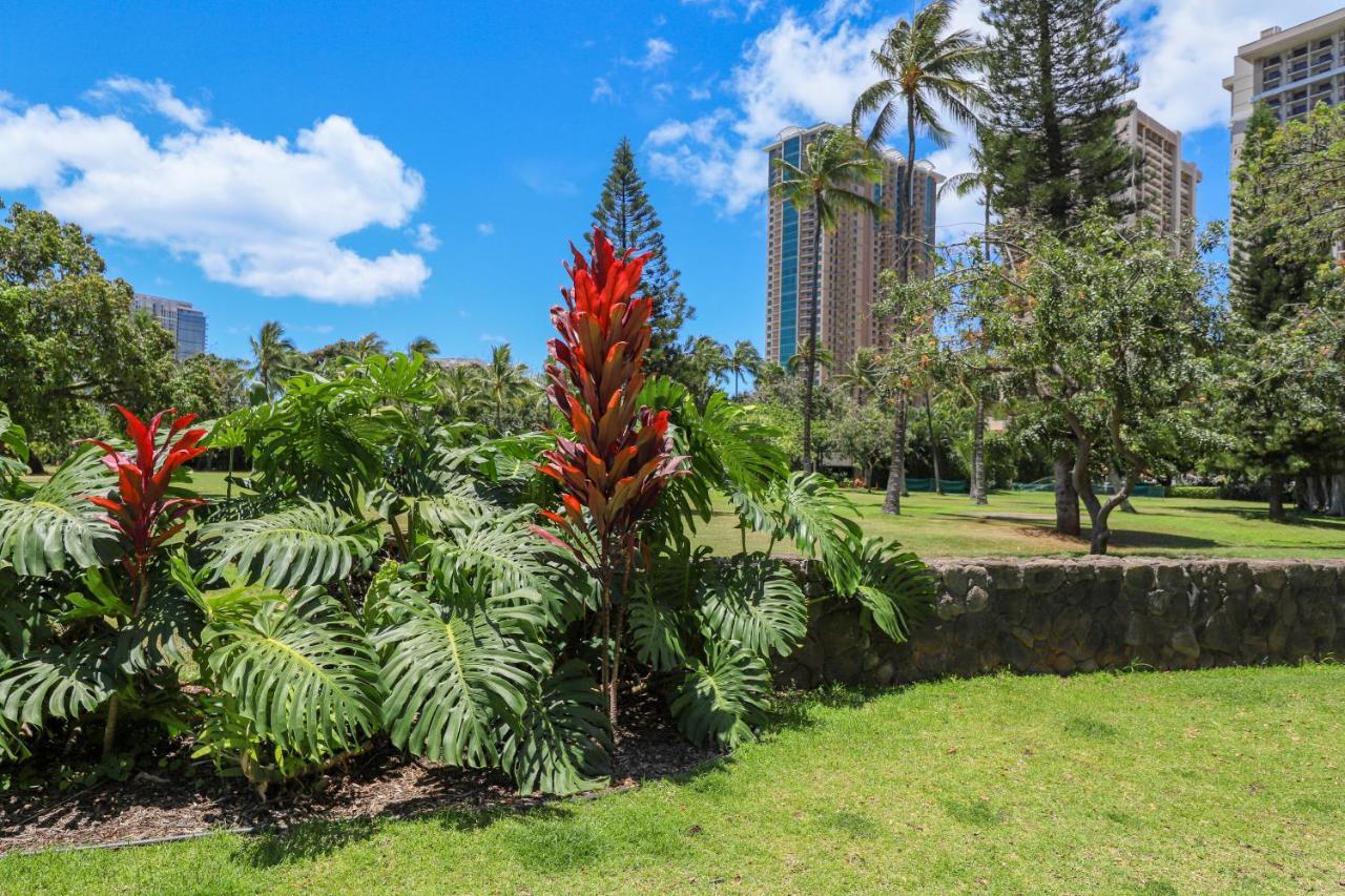 At Palms Waikiki Honolulu